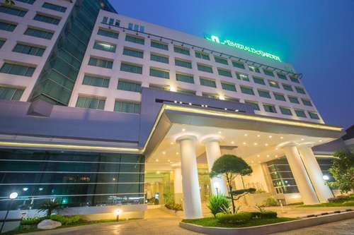 www.emeraldgardenhotel.com