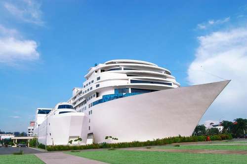www.pacificpalacehotel.com