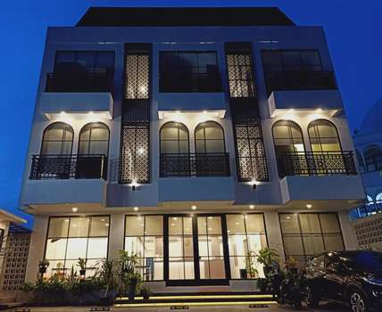www.frontoneresidencemampang.com