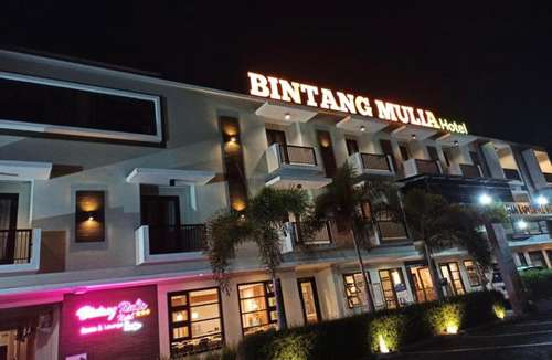 www.bintangmuliahotel.com