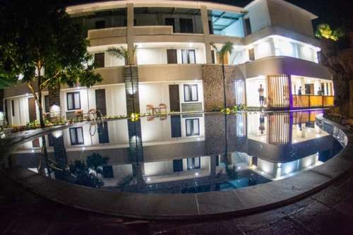 www.longbeachhotelpangandaran.com