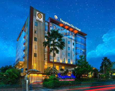 www.sapphireskyhotel.com