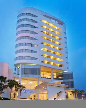 www.sensahotel.com