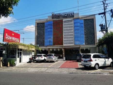 www.dom-hotels.com