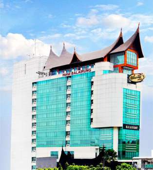 www.balairung-hotel.co.id