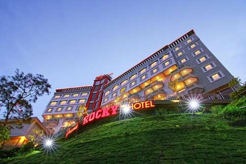 www.rockyhotelsgroup.com