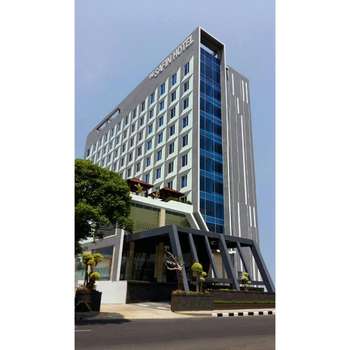 www.safinhotelpati.com