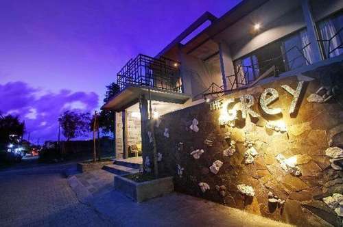 www.thegreybalihotel.com