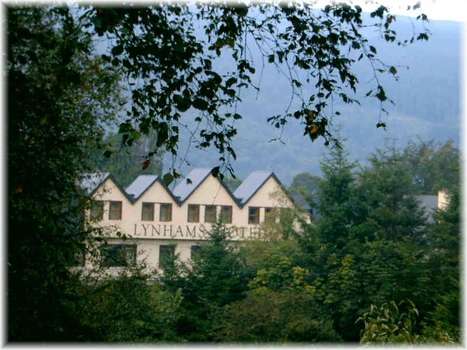 www.lynhamsoflaragh.ie