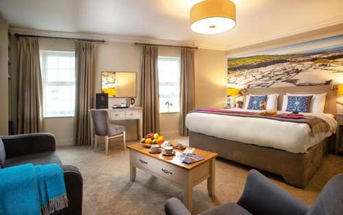 www.thewildatlanticlodge.com