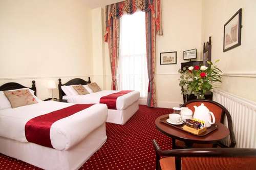 www.charlesstewart.ie