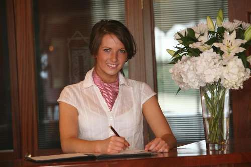 www.ballyliffinhotel.com