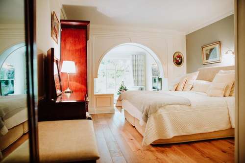 www.cashelhouse.ie