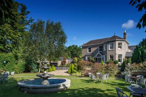 www.summerhillhousehotel.com