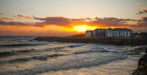 www.armadahotel.com