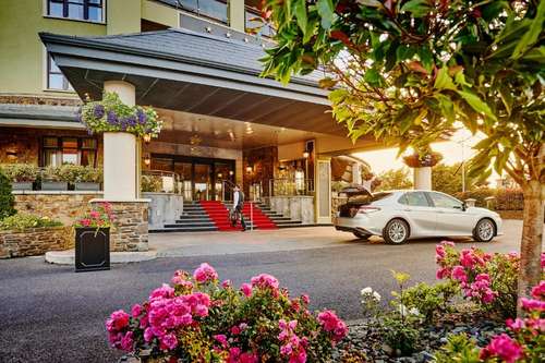 www.therosehotel.com