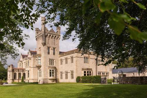 www.lougheskecastlehotel.com