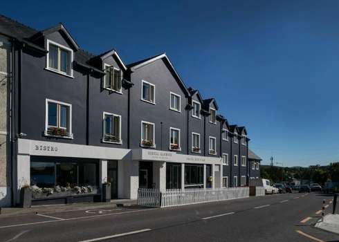 www.schullharbourhotel.ie