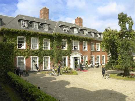 www.hayfieldmanor.ie