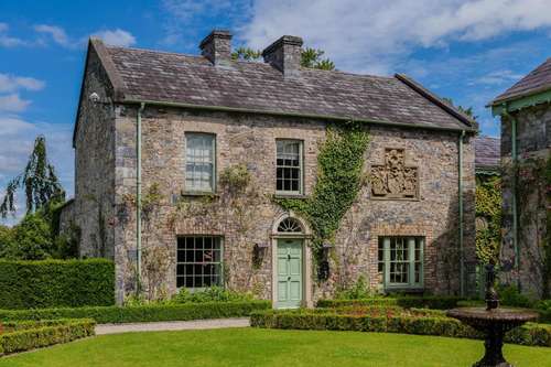 www.cliffatlyons.ie