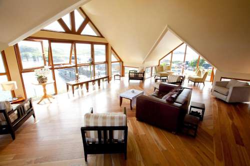 www.inishbofinhouse.com