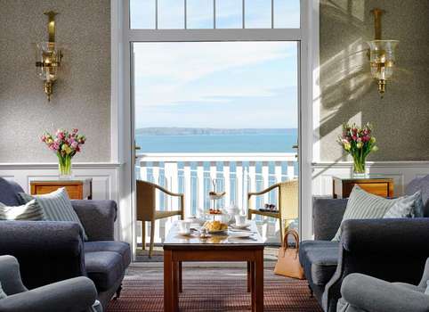 www.dunmorehousehotel.ie