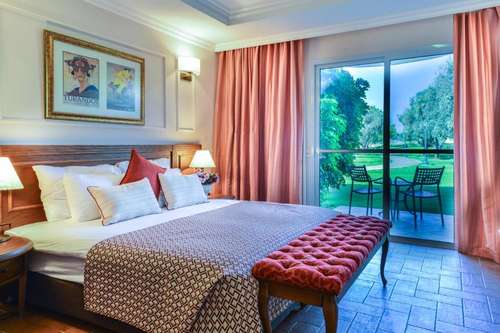 www.kfarblum-hotel.co.il