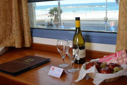 www.abratelsuiteshotel.com