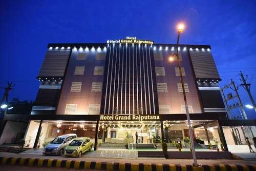 www.hotelgrandrajputana.com