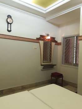 www.krishnalodgetrichy.com