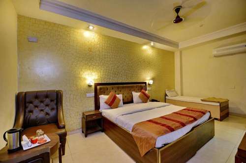 www.hoteldiamondinn.com