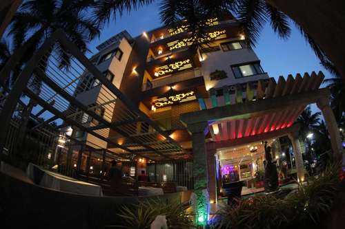 www.hotelhampiinternational.com