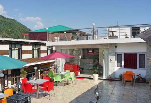 www.essnbeeresorts.com