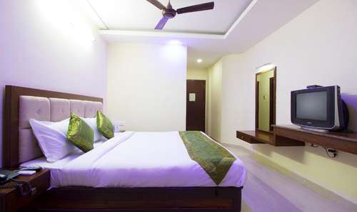 www.hotelsunsquare.com