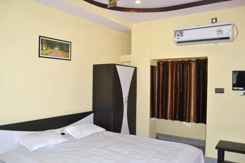 www.mukherjeelodge.net