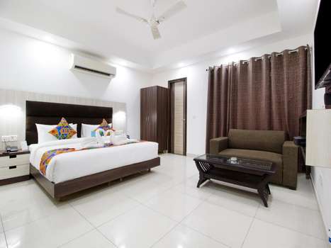 www.greenlotusresidency.com