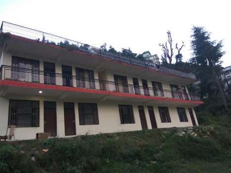 www.hotelbhagsuheights.com
