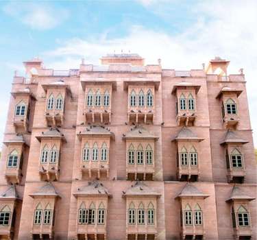 www.castlehotels.in