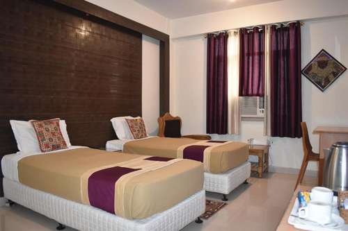 www.hotelbodhvilas.com