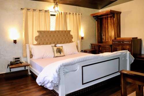 www.hotelagroha.com