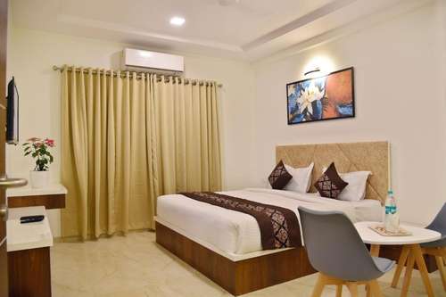 www.hotelgrandecotel.com