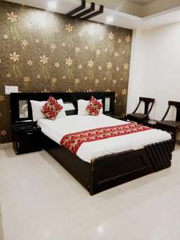 www.hotelgrandnavjyoti.com
