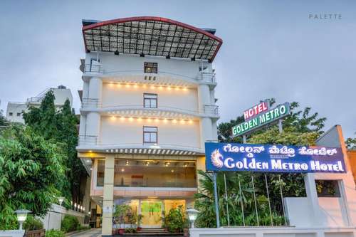 www.goldenmetrohotel.com