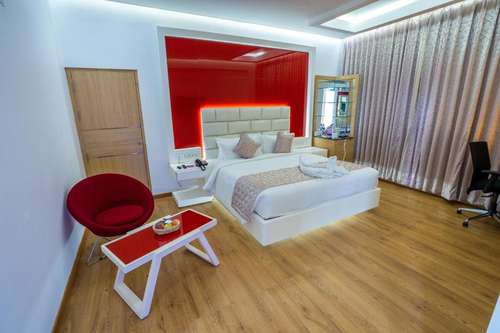 www.hotellavivanta.in