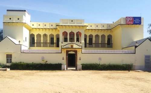 www.hotelmandawapalace.com