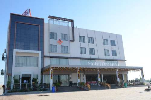 www.hoteldarshannaroda.com