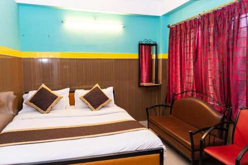 www.tirupatilodge.com