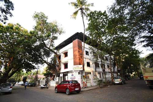 www.hotelcampal.com
