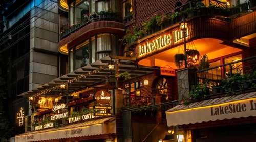 www.lakesideinnnainital.com