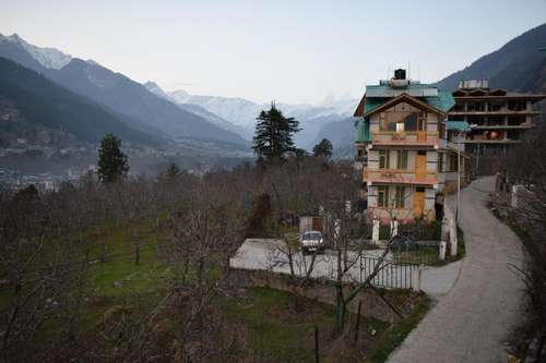 www.mfcmanali.com